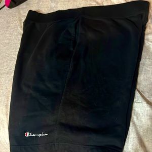 Champion short for mens
